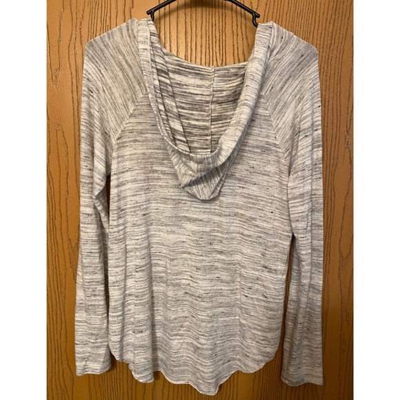 Women’s American Eagle Shirt - Picture 2 of 3